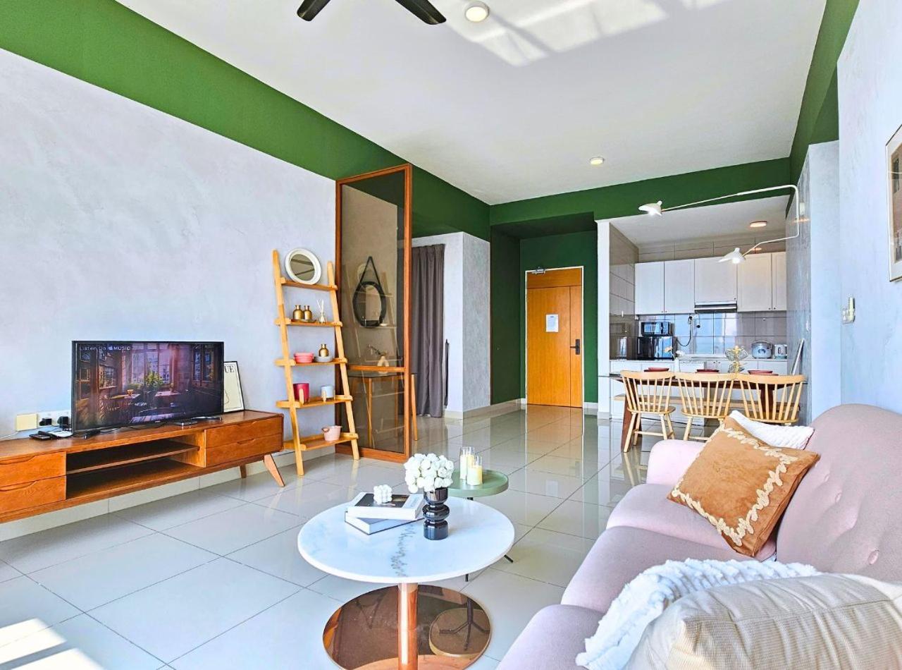 Conezion Near Ioi City Mall, Maeps Serdang, Putrajaya By Cloud Host Extérieur photo
