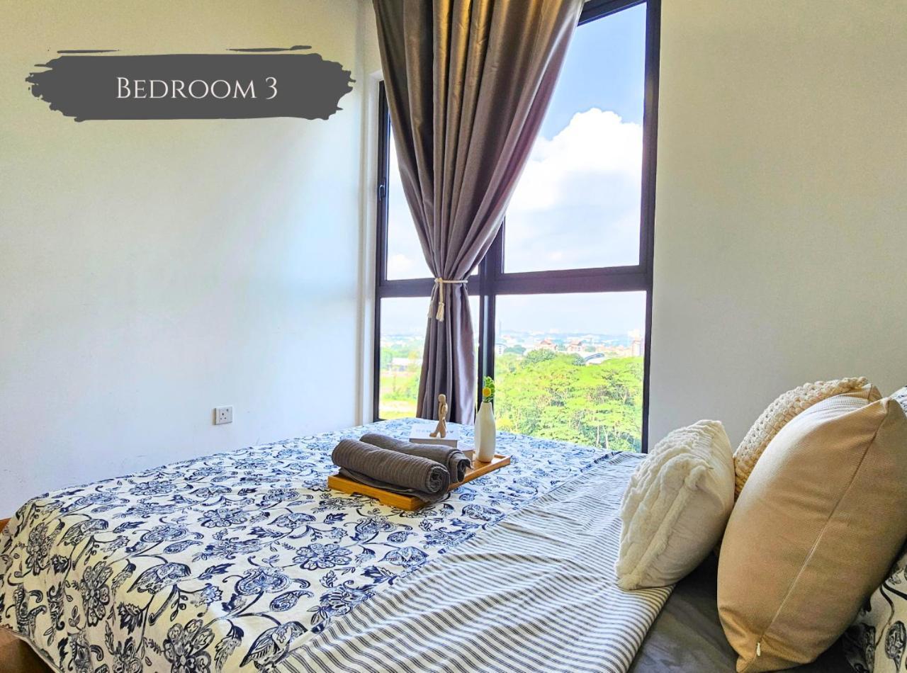 Conezion Near Ioi City Mall, Maeps Serdang, Putrajaya By Cloud Host Chambre photo