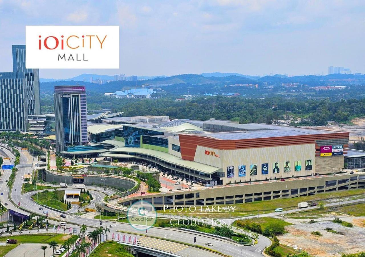 Conezion Near Ioi City Mall, Maeps Serdang, Putrajaya By Cloud Host Extérieur photo